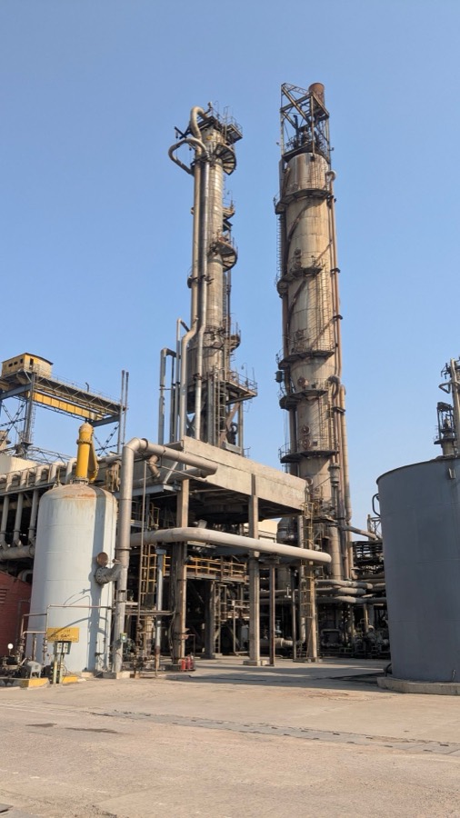 Chemicals & Pharmaceuticals — pneumatic actuator application